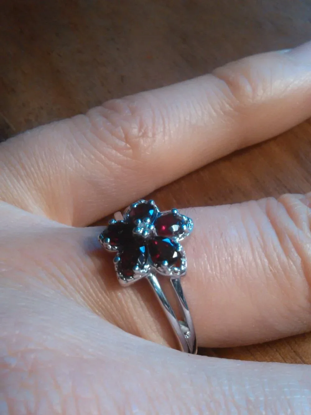 Premium Anthill Garnet and Moissanite Rhodium over Sterling Silver Ring (Size 7)